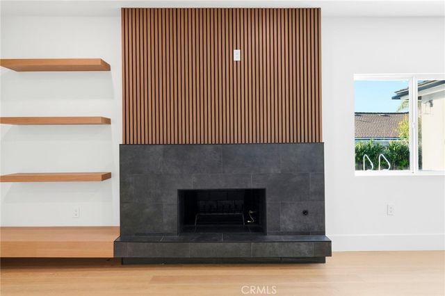 18912 Halsted Street, Northridge, CA 91324