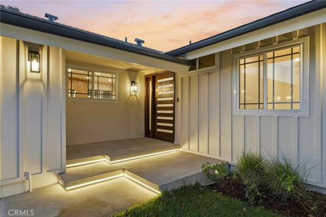 18912 Halsted Street, Northridge, CA 91324