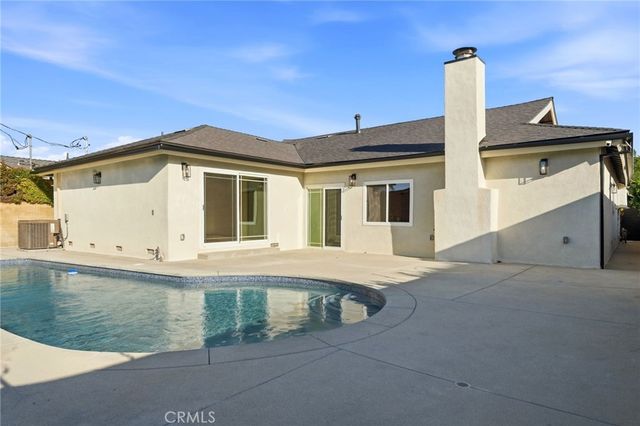 18912 Halsted Street, Northridge, CA 91324
