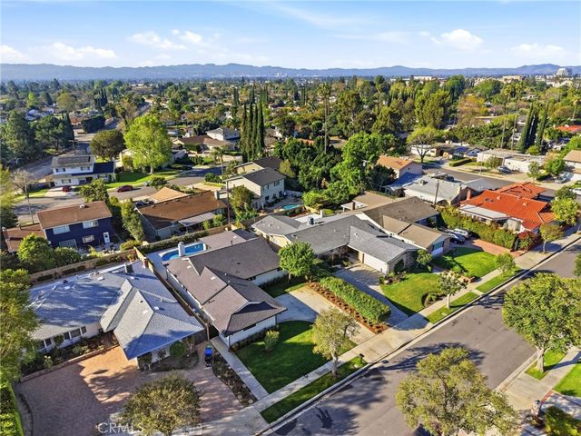 18912 Halsted Street, Northridge, CA 91324
