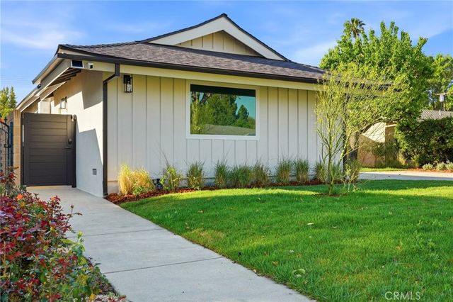 18912 Halsted Street, Northridge, CA 91324