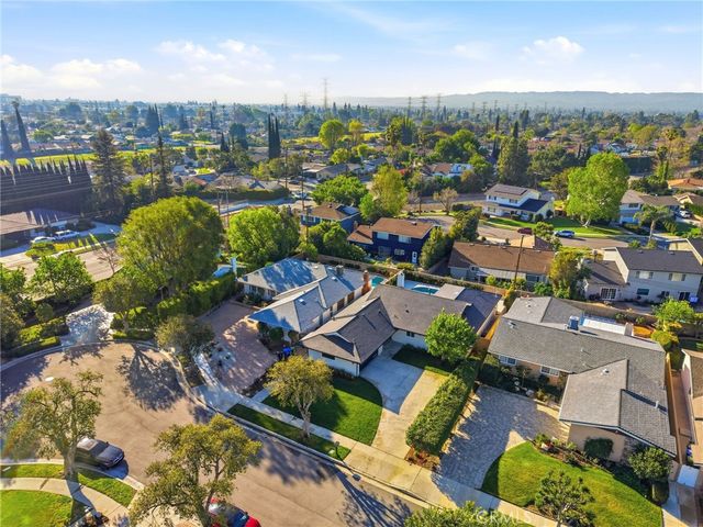 18912 Halsted Street, Northridge, CA 91324
