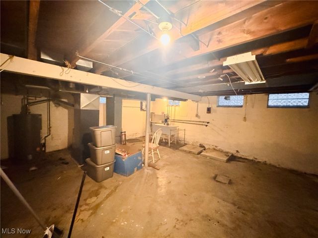 20612 Hillgrove Avenue, Maple Heights, OH 44137