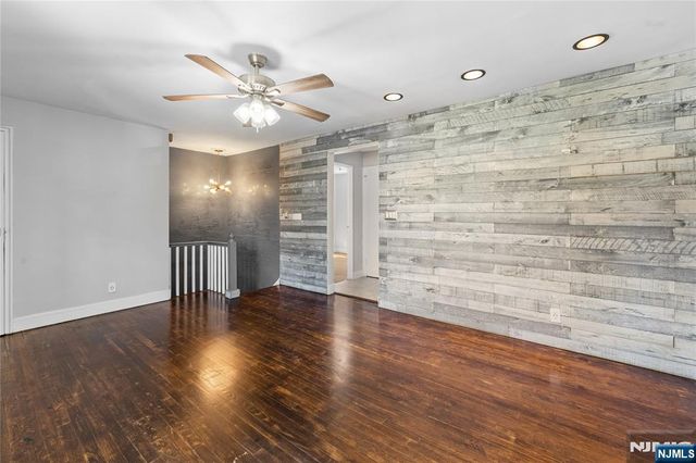 418 Esplanade 6, Hackensack, NJ 07601