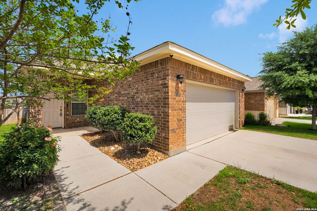 2826 High Castle, San Antonio, TX 78245