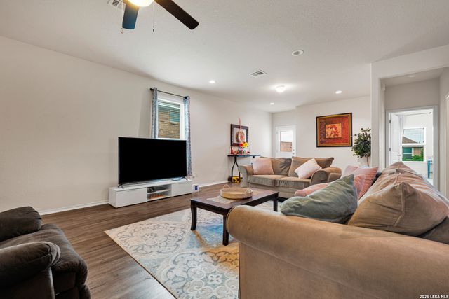 2826 High Castle, San Antonio, TX 78245