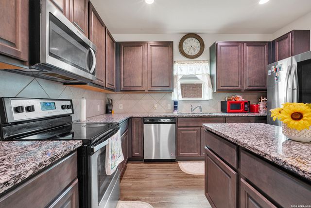 2826 High Castle, San Antonio, TX 78245