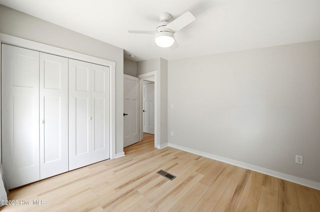 1510 Kings Landing Road, Hampstead, NC 28443