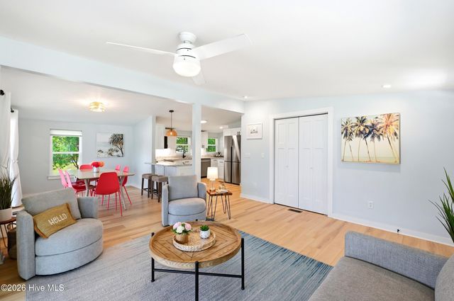 1510 Kings Landing Road, Hampstead, NC 28443
