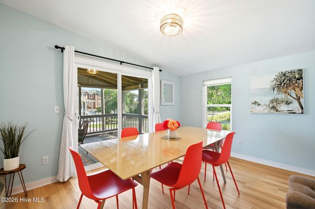 1510 Kings Landing Road, Hampstead, NC 28443