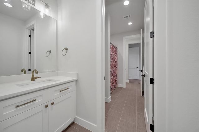 16011 Bonjour Boulevard, Conroe, TX 77302