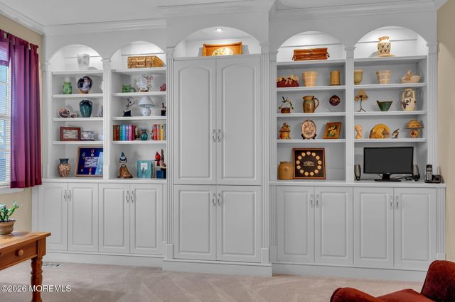 1267 Black Birch Court, Toms River, NJ 08753