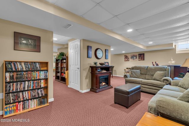 1267 Black Birch Court, Toms River, NJ 08753