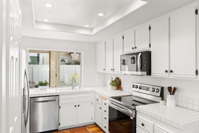 1158 Brioso Court, Vista, CA 92081