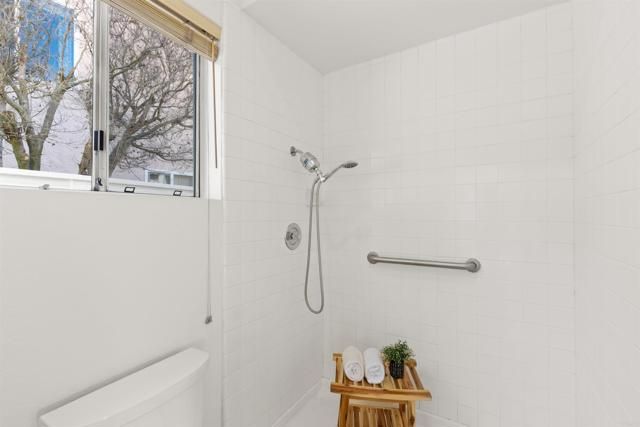 1158 Brioso Court, Vista, CA 92081