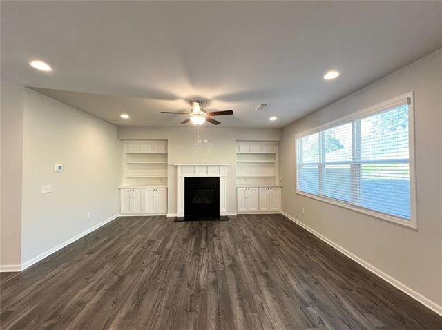 1865 Parkades SW Path, Marietta, GA 30008