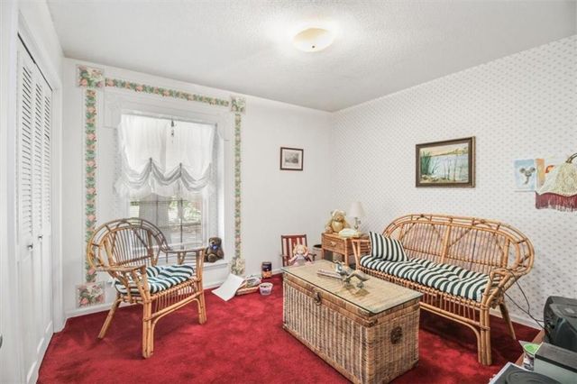 3908 Woodbury Street, Independence, MO 64055