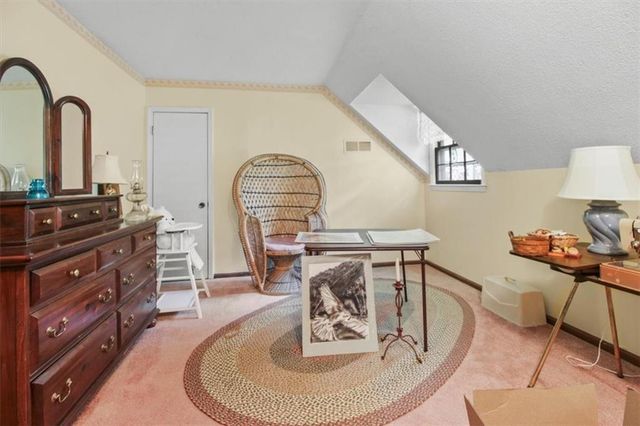 3908 Woodbury Street, Independence, MO 64055