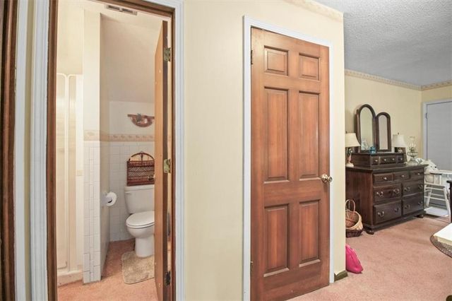 3908 Woodbury Street, Independence, MO 64055