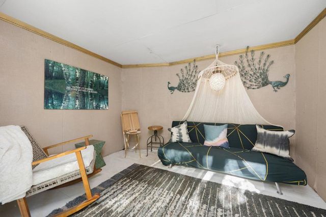 1030 San Rafael Lane, Pasadena, CA 91105