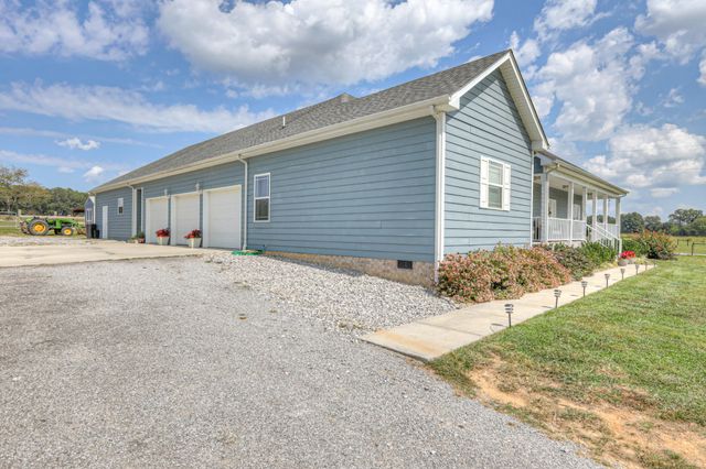 2149 Pocahontas Rd, Morrison, TN 37357