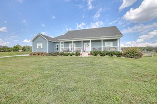 2149 Pocahontas Rd, Morrison, TN 37357