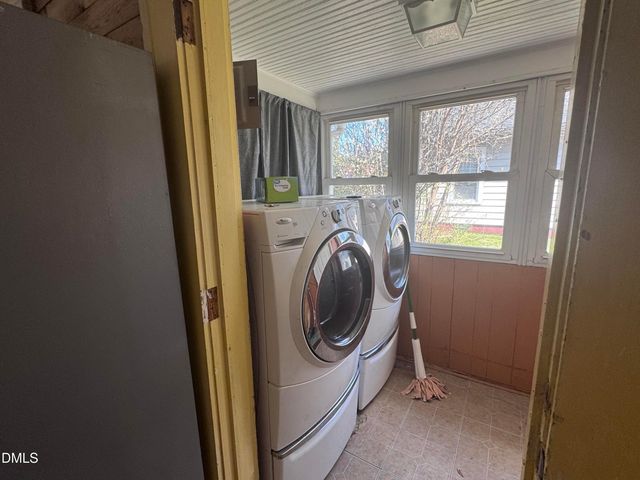 304 Atwater Street, Burlington, NC 27215