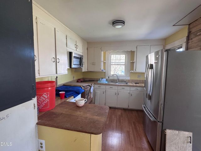 304 Atwater Street, Burlington, NC 27215