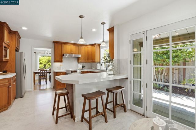 2024 Walnut Blvd, Walnut Creek, CA 94597