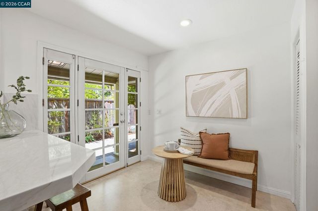 2024 Walnut Blvd, Walnut Creek, CA 94597