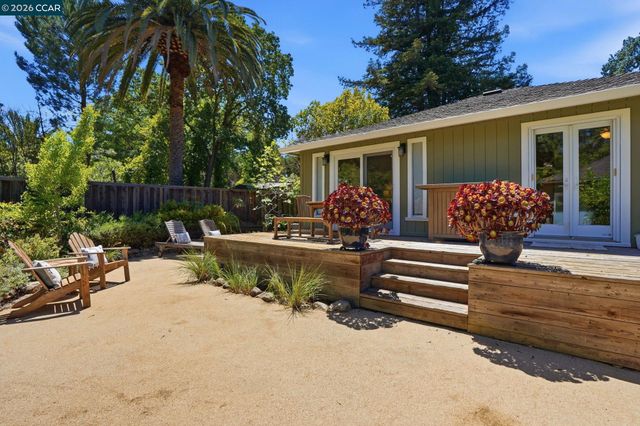 2024 Walnut Blvd, Walnut Creek, CA 94597