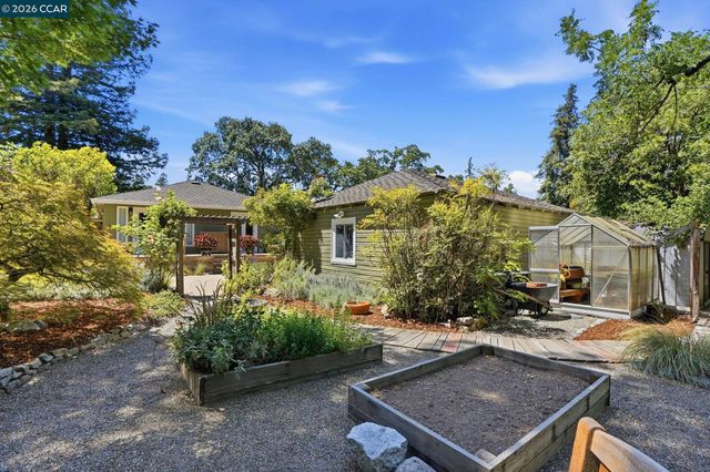 2024 Walnut Blvd, Walnut Creek, CA 94597