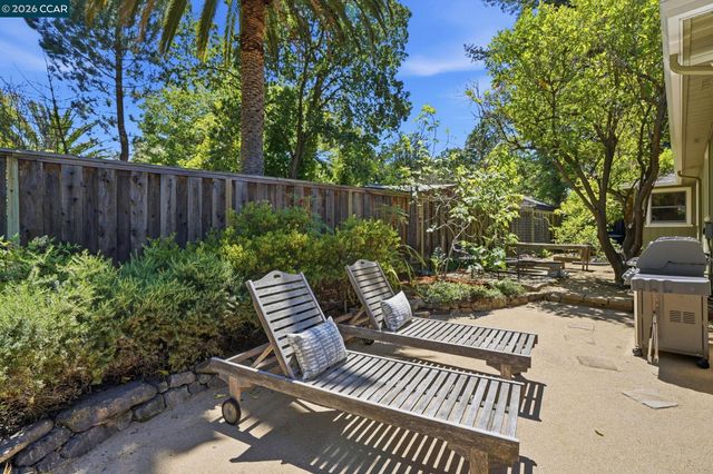 2024 Walnut Blvd, Walnut Creek, CA 94597