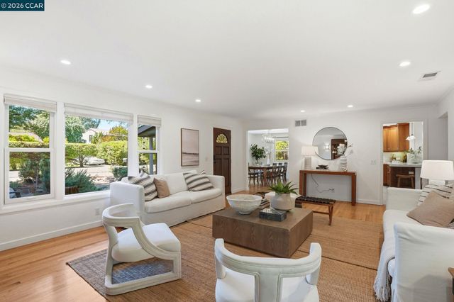 2024 Walnut Blvd, Walnut Creek, CA 94597