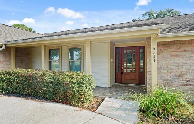 5714 N Braeswood Boulevard, Houston, TX 77096