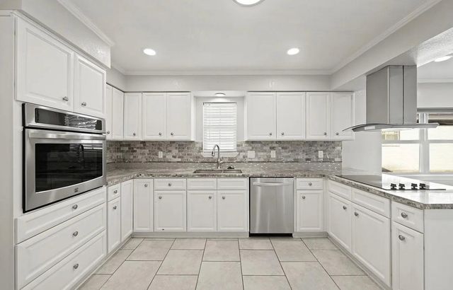 5714 N Braeswood Boulevard, Houston, TX 77096