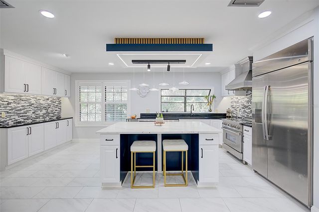 4202 DEEPWATER LANE, Tampa, FL 33615