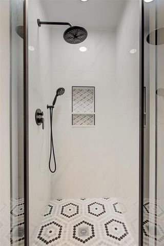 4202 DEEPWATER LANE, Tampa, FL 33615