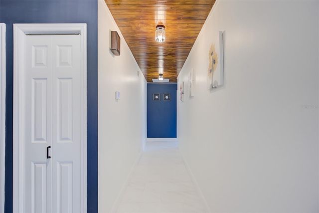 4202 DEEPWATER LANE, Tampa, FL 33615