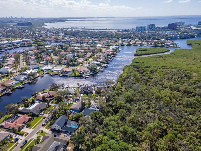 4202 DEEPWATER LANE, Tampa, FL 33615