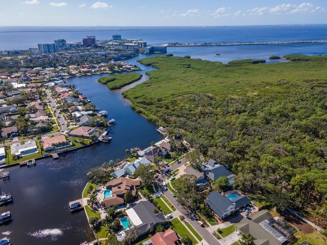 4202 DEEPWATER LANE, Tampa, FL 33615