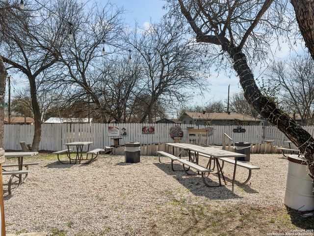 236 Guthrie, San Antonio, TX 78237