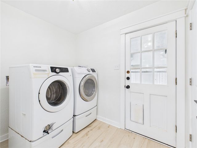 2514 Briarwood Circle, Bryan, TX 77802