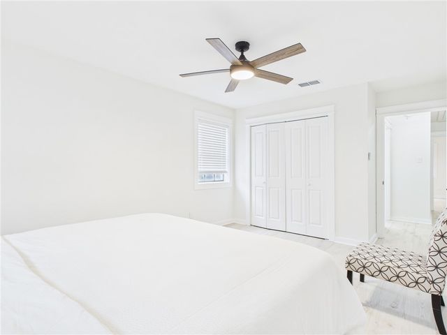 2514 Briarwood Circle, Bryan, TX 77802