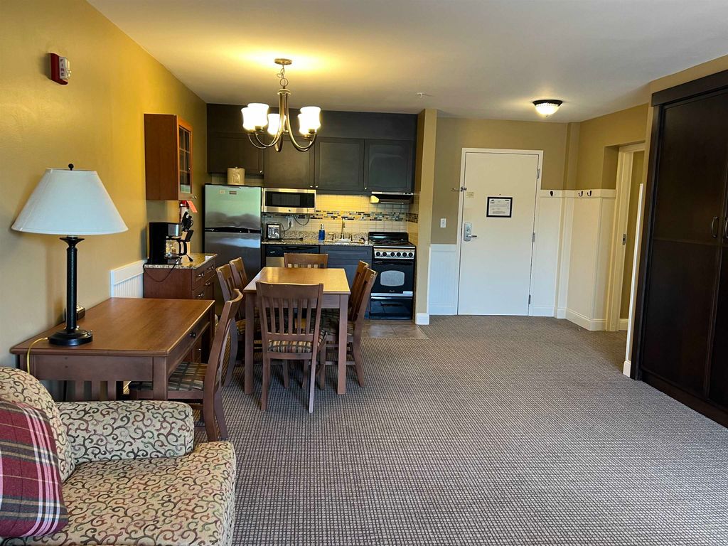 222 Qtr 3 Grand Summit Way 222, Qtr 3, Dover, VT 05356
