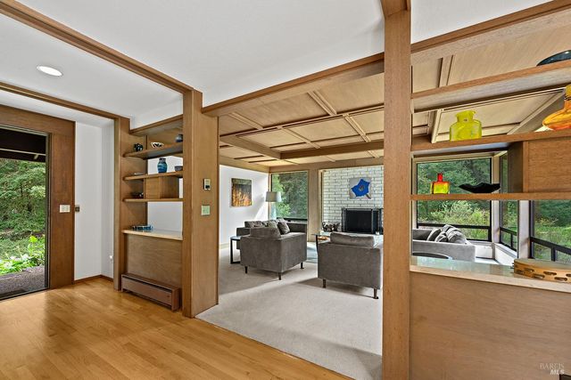 1650 Jonive Rd, Sebastopol, CA 95472