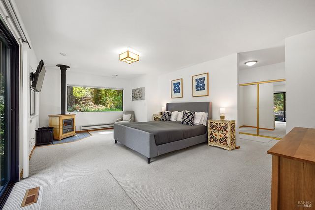 1650 Jonive Rd, Sebastopol, CA 95472