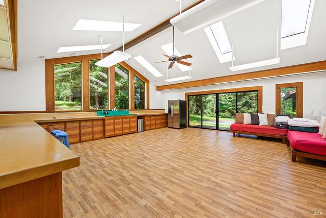 1650 Jonive Rd, Sebastopol, CA 95472