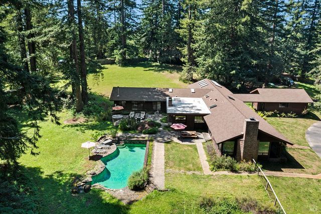 1650 Jonive Rd, Sebastopol, CA 95472