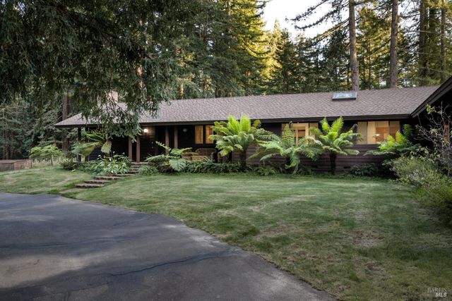 1650 Jonive Rd, Sebastopol, CA 95472